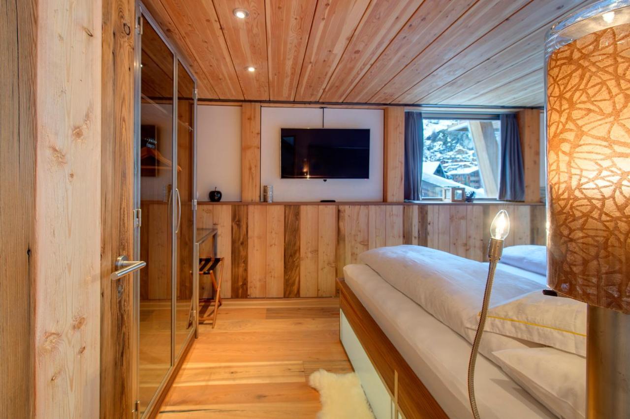Backstage Hotel Chalet Rooms Zermatt Bilik gambar